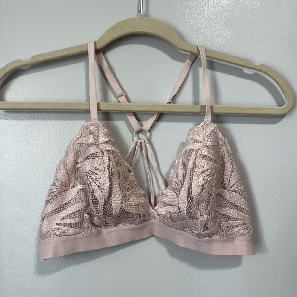 Aerie Light Pink Feminine Dainty Lace Bralette Size Medium